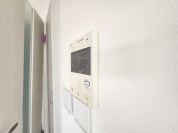 【モニター付きインターホン】