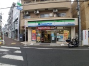 ファミリーマート 南烏山五丁目店