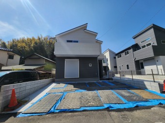 5号棟内覧可能です。