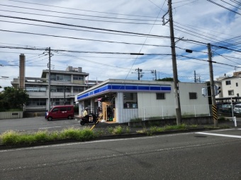 ローソン 緑三保町店